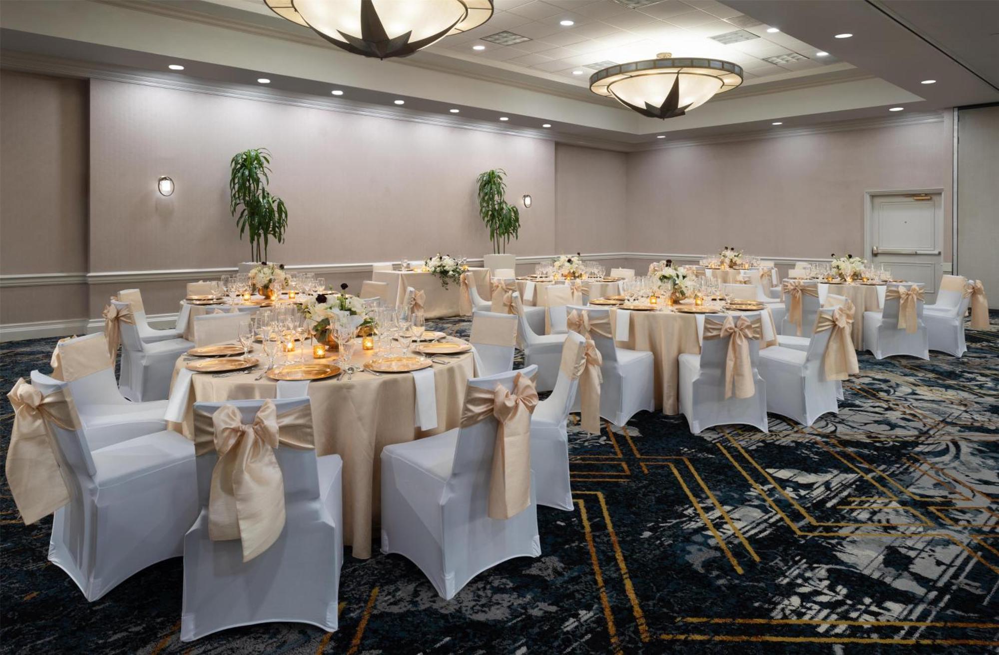 Hotel The Chifley Houston, Tapestry Collection By Hilton 4*